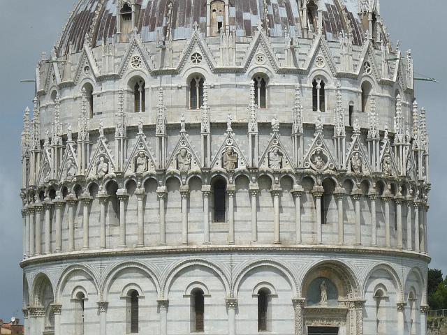 (41)Pisa - The Baptistry .JPG